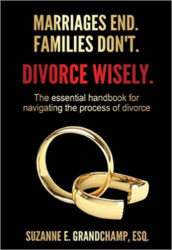 Cover of Divorce Wisely book - interlocking gold wedding rings, one broken